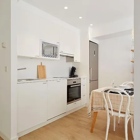 Malibu - Basque * San Sebastian