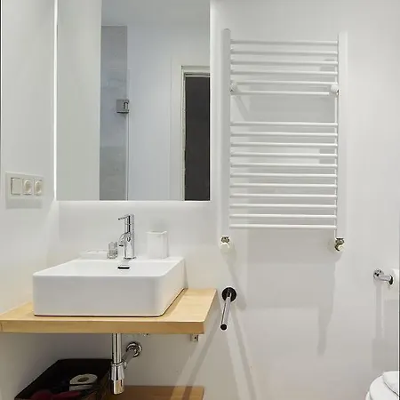 Malibu - Basque * San Sebastián