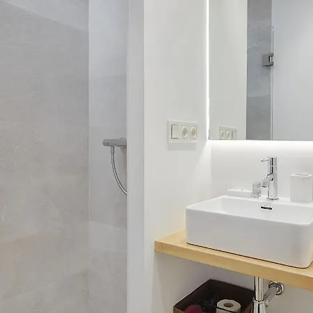 Malibu - Basque Apartman San Sebastián