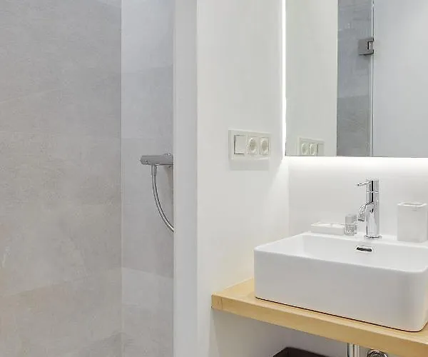 Malibu - Basque Apartment San Sebastian